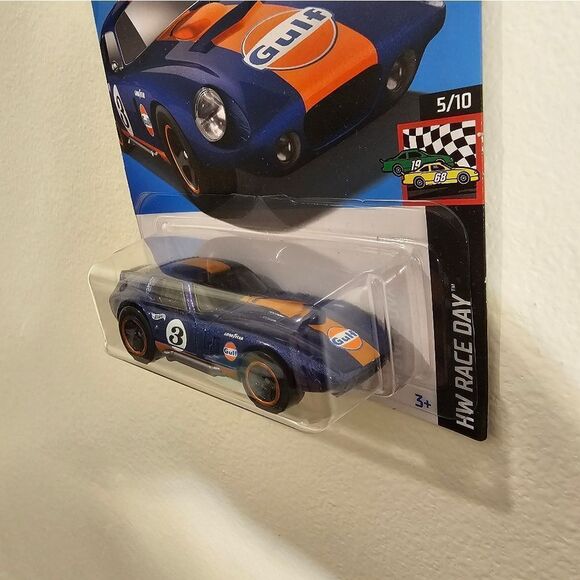 Set Of 2 Hot Wheels Shelby Cobra Daytona Coupe HW Race Day Gulf - Picture 8 of 10